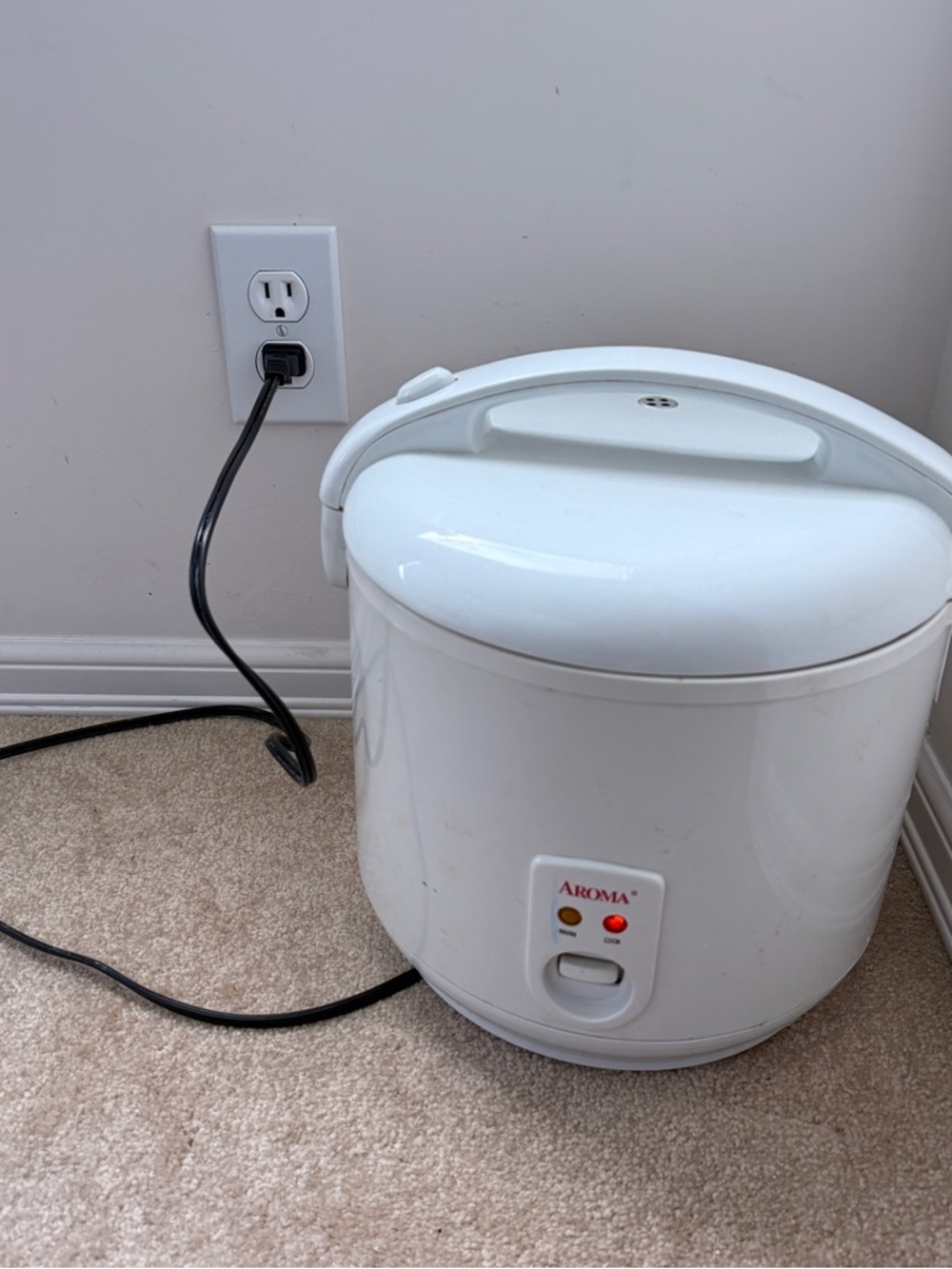 ARoma big 10 cups White Rice Cooker with Indicator Lights